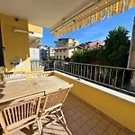Casa Sonneninsel 아파트 그라도